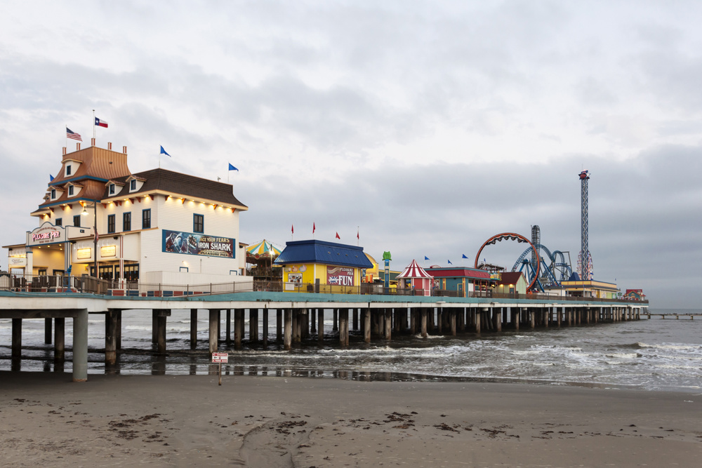 Galveston Island Pleasure Pier at dusk